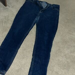 Dark wash skinny jeans